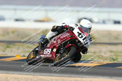media/Apr-13-2024-SoCal Trackdays (Sat) [[f1617382bd]]/3-Turn 4 (1010am)/